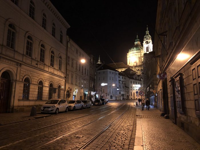 夜のプラハ